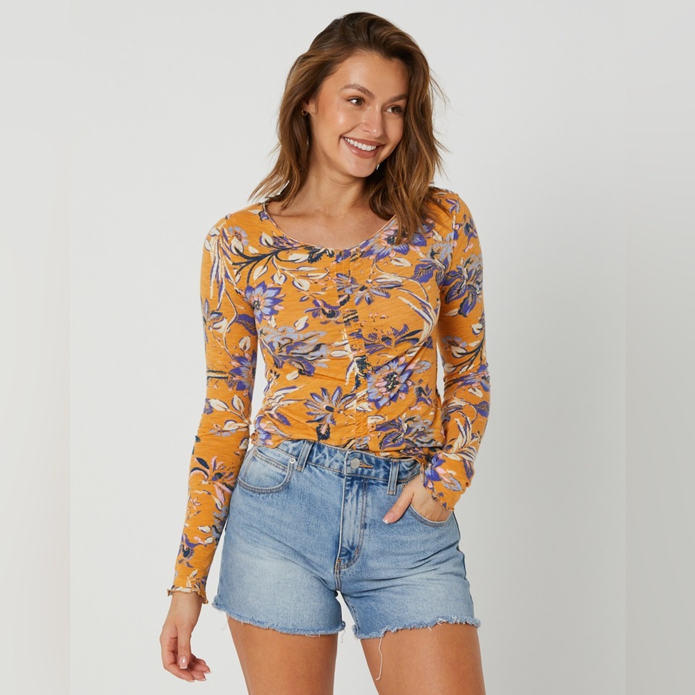 🚨🆕FINAL SALE PRICE🚨FREE PEOPLE DREAMED OF YOU TEE-HONEY COMBO - Picture 8 of 16